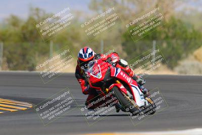 media/Oct-09-2022-SoCal Trackdays (Sun) [[95640aeeb6]]/Turn 3 (930am)/